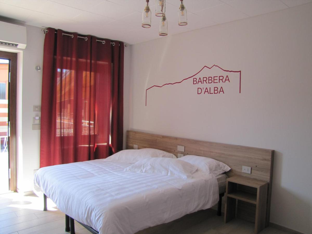 Hotel Vino E Turismo San Defedente di Cervasca Exterior foto